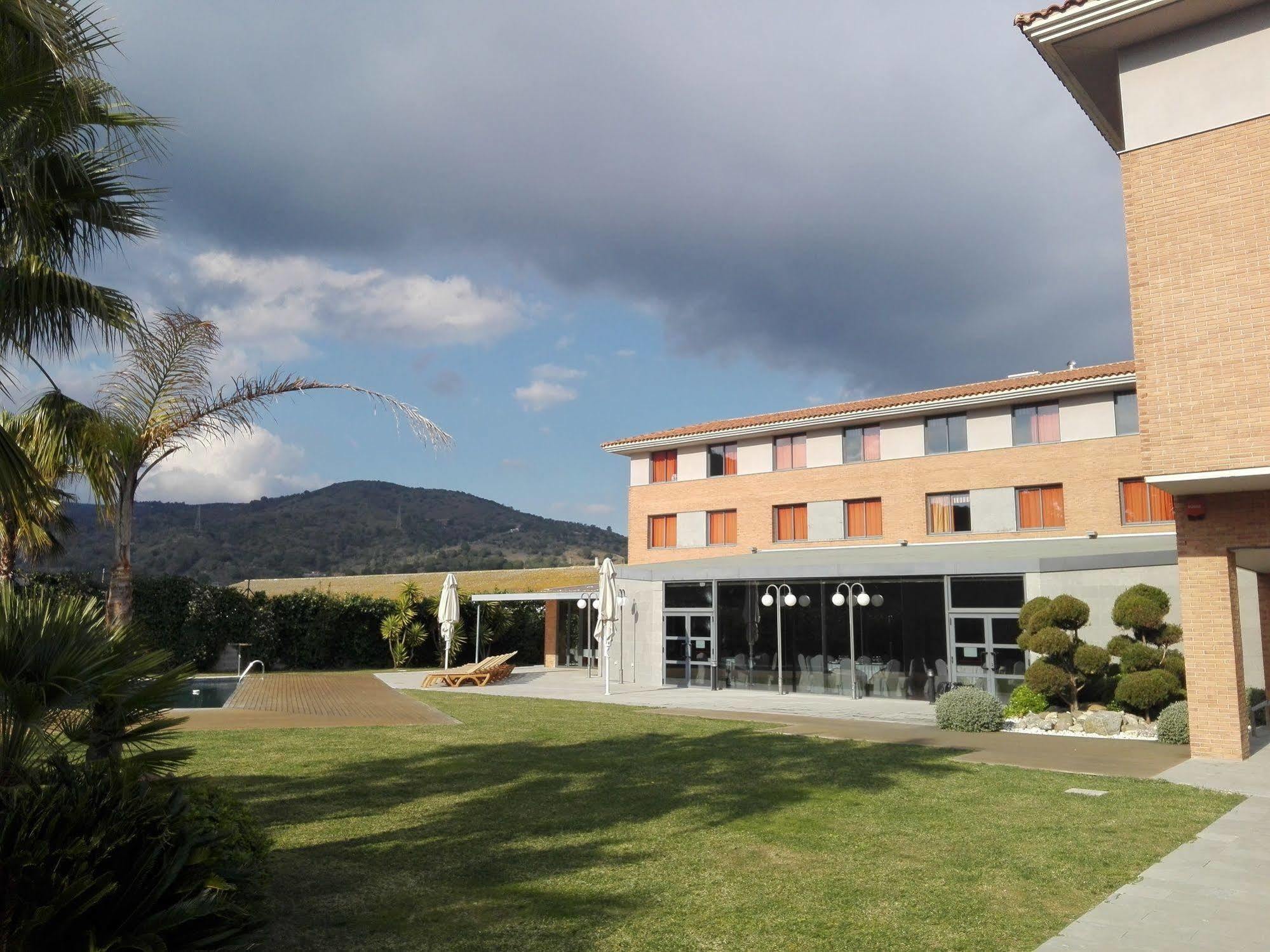 Hotel Crisol La Selva La Selva del Camp Exterior foto